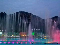 -百里峡七彩艺术小镇