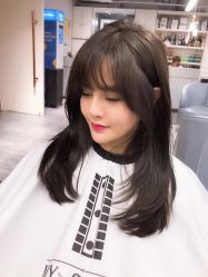 -MODEL'S HAIR