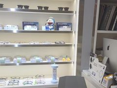 -视野联行眼镜·蔡司·尼康·豪雅·依视路(青浦宝龙店)