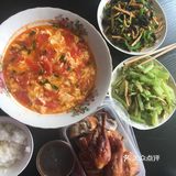 我把我不怎么喜欢吃的五样东西炒在一起了,味道很不错