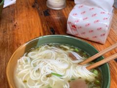 -全家福米线