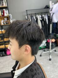 -藤野造型烫发染发