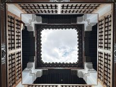 -阿里·本·优素福神学院