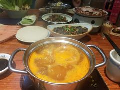 -龙聚德北京烤鸭(沙坪坝华宇A馆店)