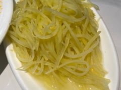 酸辣土豆丝-田波泡椒牛蛙(巴丽新地店)