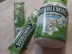 -赵一鸣零食(广州荔湾路店)