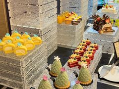 -元一希尔顿酒店·鲜切牛肉火锅禅自助餐厅