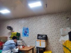 -李记特色罐罐米线(重庆中环大厦店)