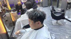 -米可造型烫发染发