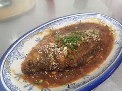 -梓檚中餐厅湖北菜小龙虾武昌鱼排骨藕汤(黄鹤楼店)