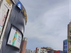 -广州白马服装市场