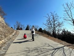-鬼笑石后山停车场