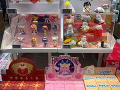 -泡泡玛特POPMART(崇文门国瑞城店)