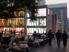 -优衣库(深圳万象天地旗舰店)