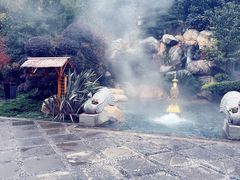 -七彩云南古滇温泉山庄