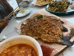 -何适山庄 ·可团建(水长城P2停车场店)