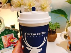 拿铁-瑞幸咖啡(流塘商务大厦店)