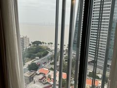 -珠海拱北口岸希尔顿欢朋酒店