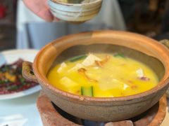 鸡油菌黄汤豆腐煲-泓0871臻选云南菜·味庄