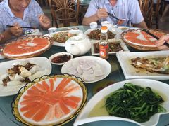 -东江湖游水三文鱼美食城