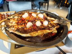 -鸣记脆皮烤鱼·海鲜烤鱼(三八广场店)