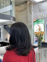 -苏奇发型·烫发染发