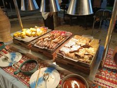 -亚龙湾希尔顿自助餐厅·海鲜·烧烤·沙滩BBQ·现场乐队