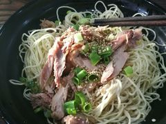 -丁丁猫重庆小面(徐州路店)