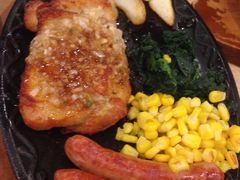 辣烤肠配蒜香鸡排-萨莉亚意式餐厅(特力时尚汇店)