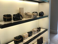 -Alexander McQueen(远洋太古里店)