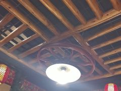 -靠山屯东北农家菜(八龙桥雅苑店)