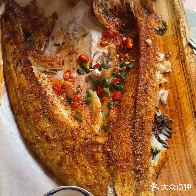 听朋友说这家新疆菜很正宗，今日一试果然不虚假