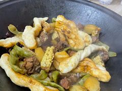 -洪姐川菜东北菜铁锅炖(天生丽街店)