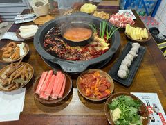 -黄潇洒老火锅(九眼桥宏济巷店)