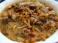 小鸡炖蘑菇-李连贵酒家熏肉大饼(昆明街店)