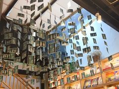 -猫的天空之城概念书店(杭州南宋御街店)