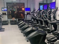 -发条鸭无人健身房(浦东北艾路店)