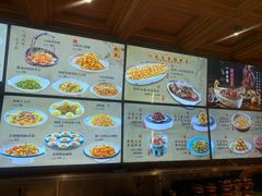 -八府香鸭·啫啫煲(华山路店)