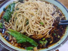 -阿依娘镇店豌杂面(三峡广场店)