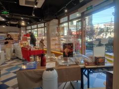 -85度C(生甜甜圈研究工坊·上海平凉店)