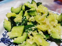 蒜泥黄瓜-虾少爷龙虾烧烤(双桥路店)