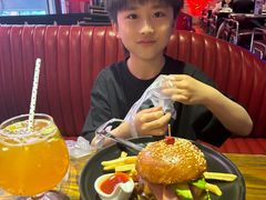 -1886德国汽车餐厅(外滩中央店)