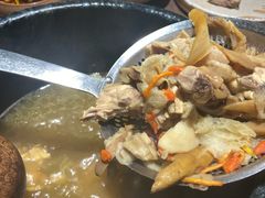 -蘑界·野生菌火锅(深业上城店)