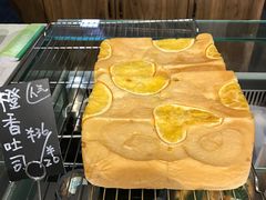 -沁屋面包店(人民东路店)