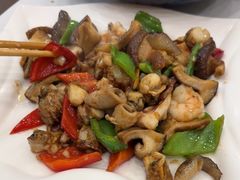 -鑫渔港海鲜本地菜·山海关浑锅(东戴河店)