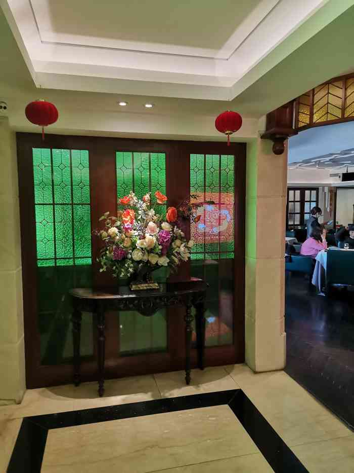 七重天老上海餐厅(南京东路店)-"「清炒鳝丝」这个清炒鳝丝味道很好的