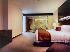 -青岛海尔洲际酒店