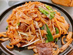 -广州中心皇冠假日酒店·百粤楼