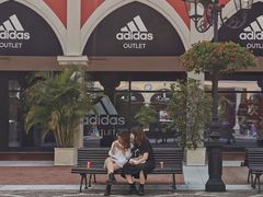 -佛罗伦萨小镇广佛名品奥特莱斯(疏港路店)