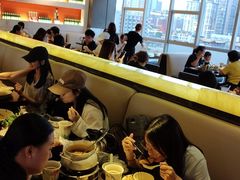 -大头虾越式风味餐厅(光明广场店)